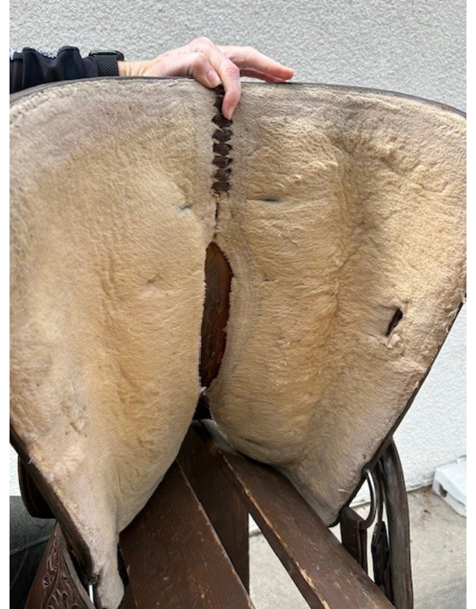 Circle Y Trail Saddle 15" Seat Arab Tree