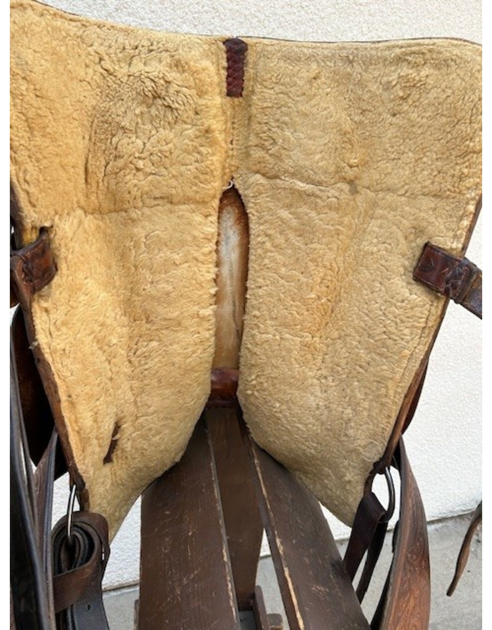 Billy Cook Cutter 15" Seat, 6.5" Gullet