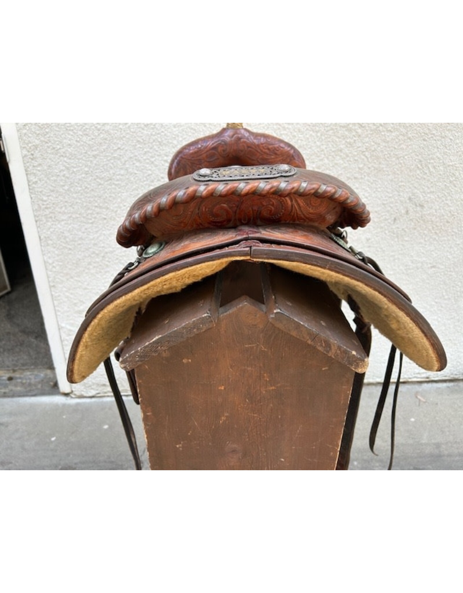 Billy Cook Cutter 15" Seat, 6.5" Gullet