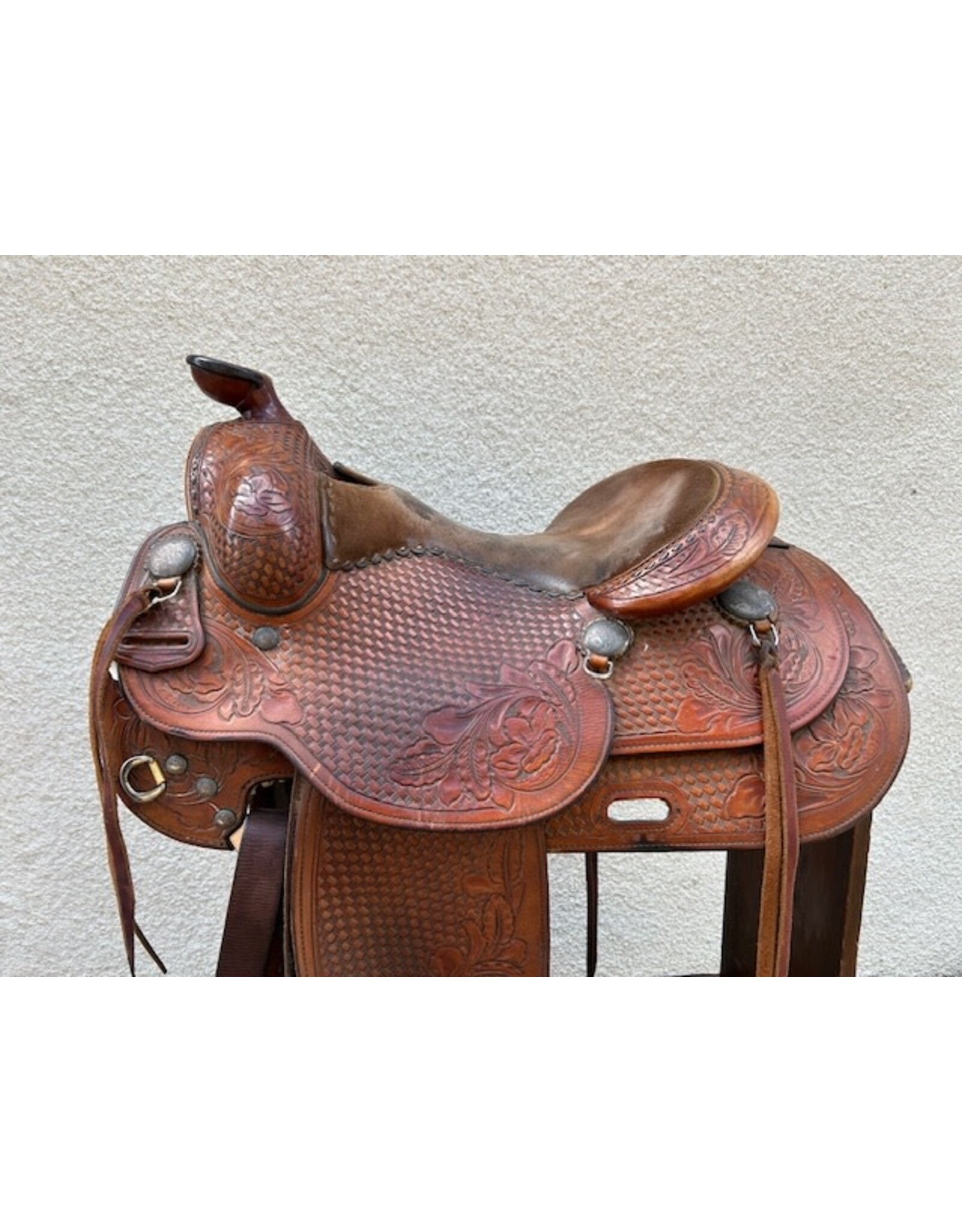 Broken Horn 15.5" Seat, 6.5" Gullet