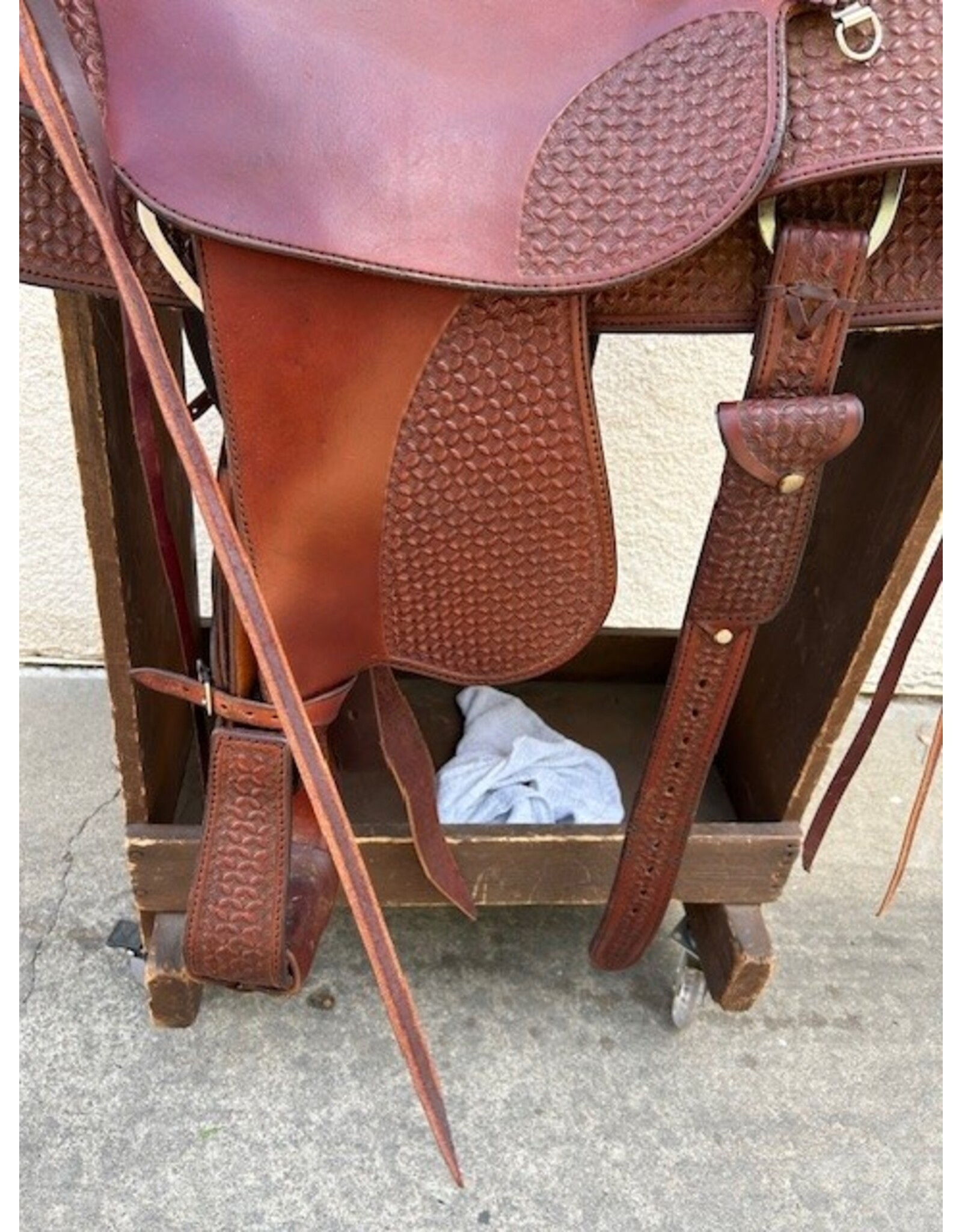 15" About The Horse Black Rhino Trail Saddle 7.5" Gullet