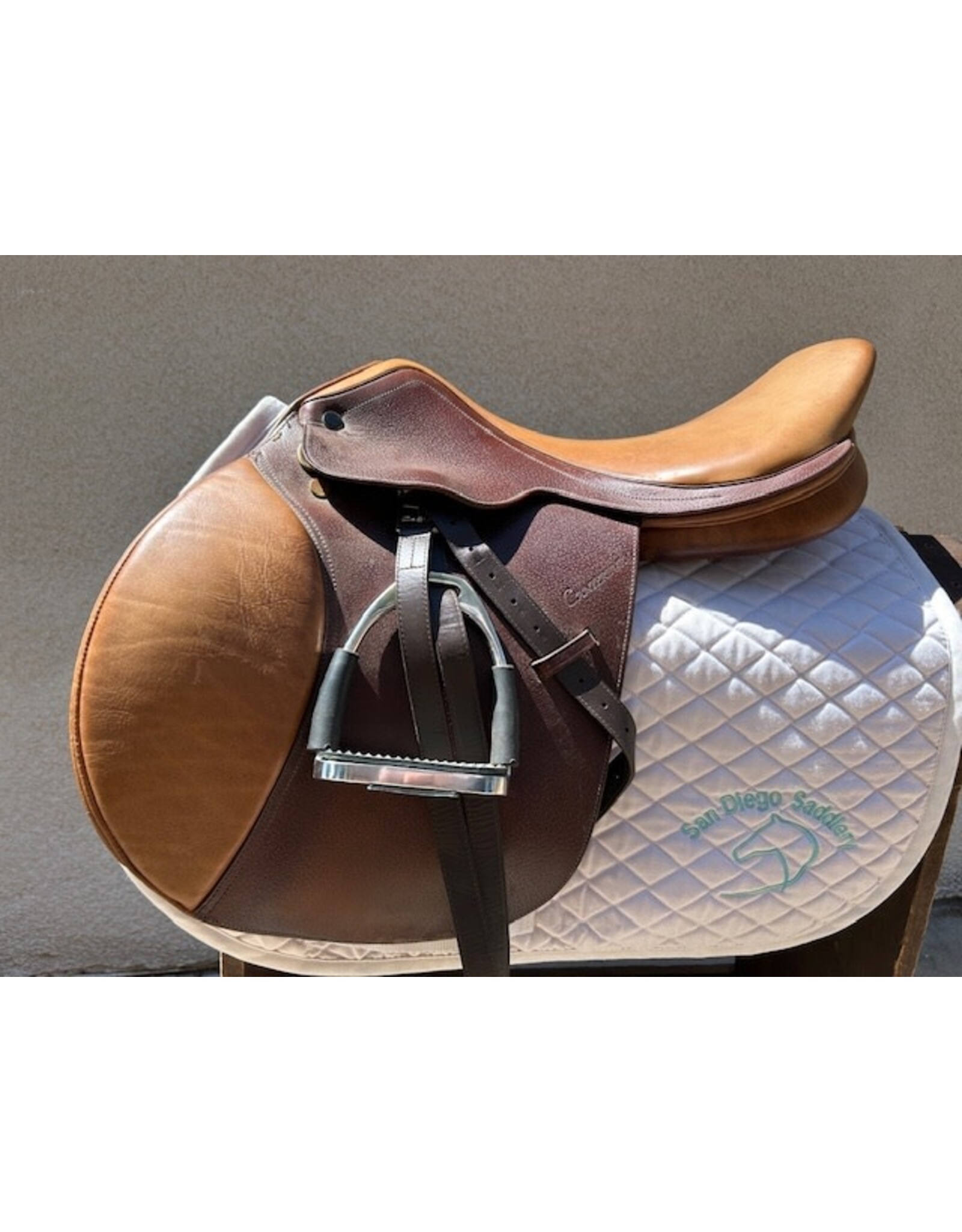 Canterbury Saddle 17.5" Seat Medium Tree