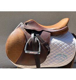 Canterbury Saddle 17.5" Seat Medium Tree