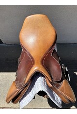 Canterbury Saddle 17.5" Seat Medium Tree