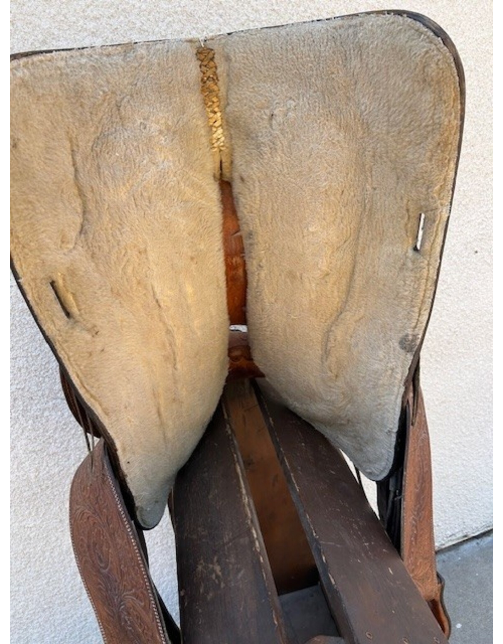 Tex Tan 15" Seat , 7" Gullet
