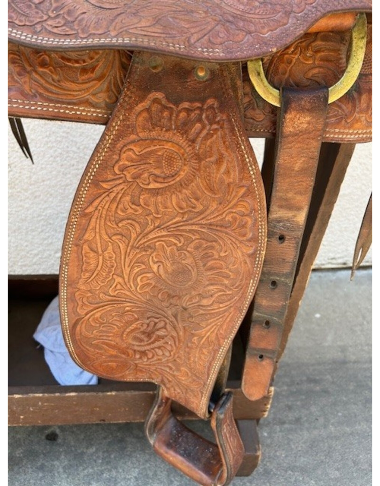 Tex Tan 15" Seat , 7" Gullet