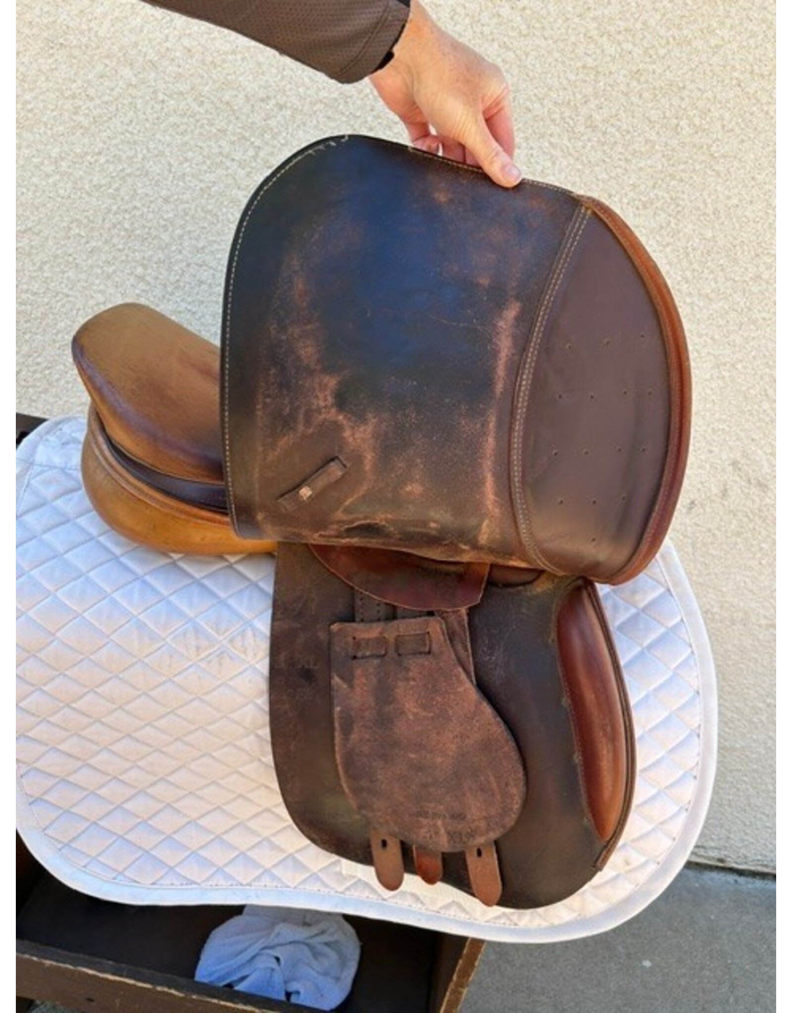 HDR Pro A/O  17" Seat, XL Flaps, 2.5 Fit (Medium)