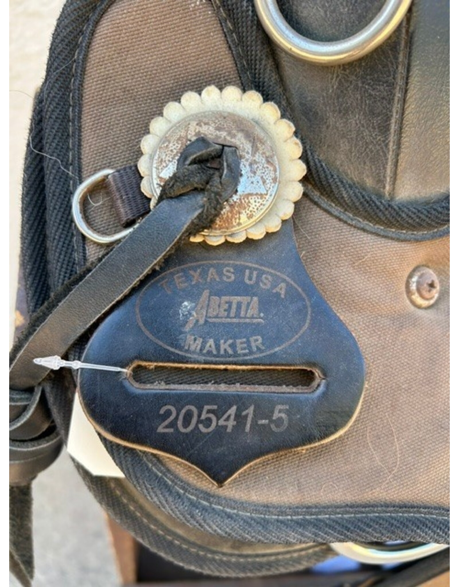 Abetta Arab/Draft Tree Endurance Saddle 16" Seat 8" Gullet Round Sirt
