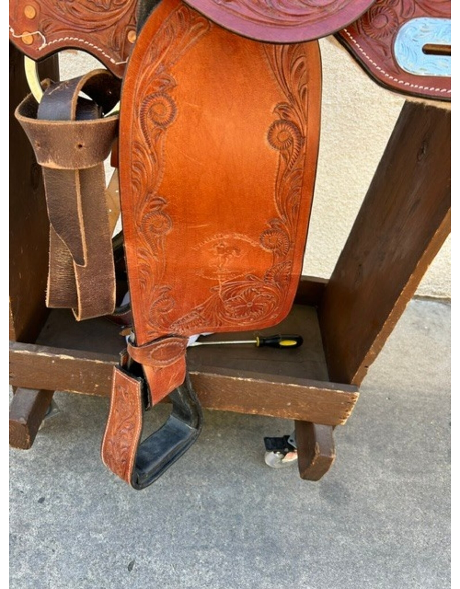 Wade Tree Saddle 16" Full Quarter Horse Bars