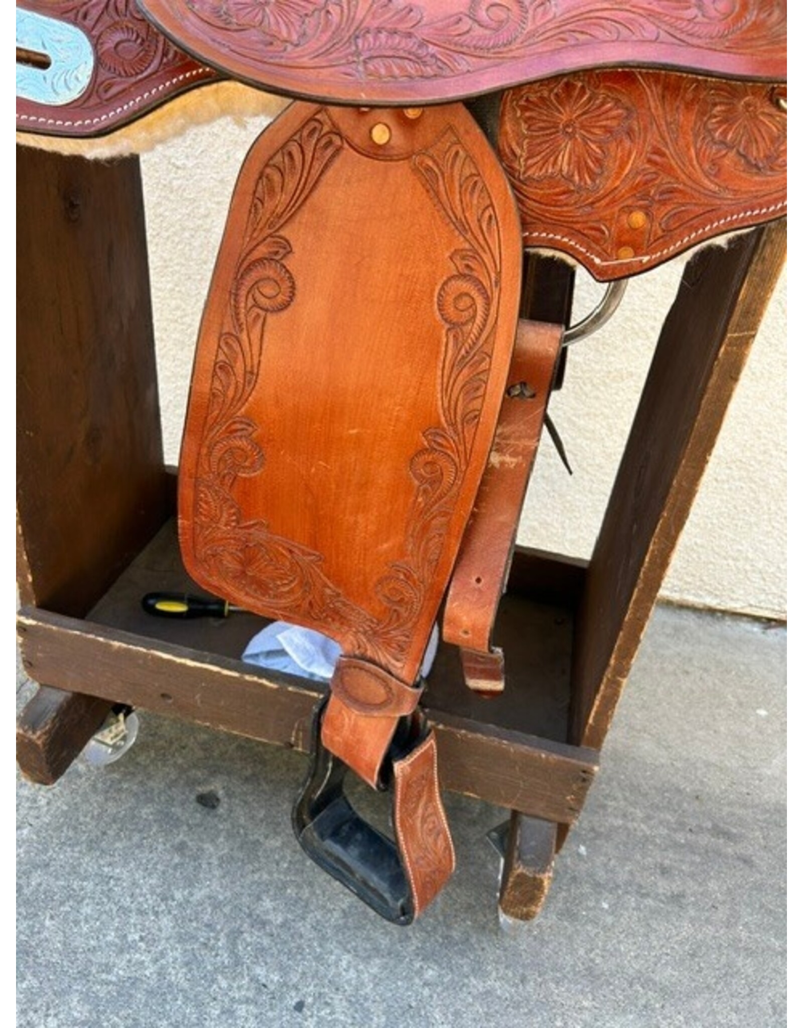 Wade Tree Saddle 16" Full Quarter Horse Bars