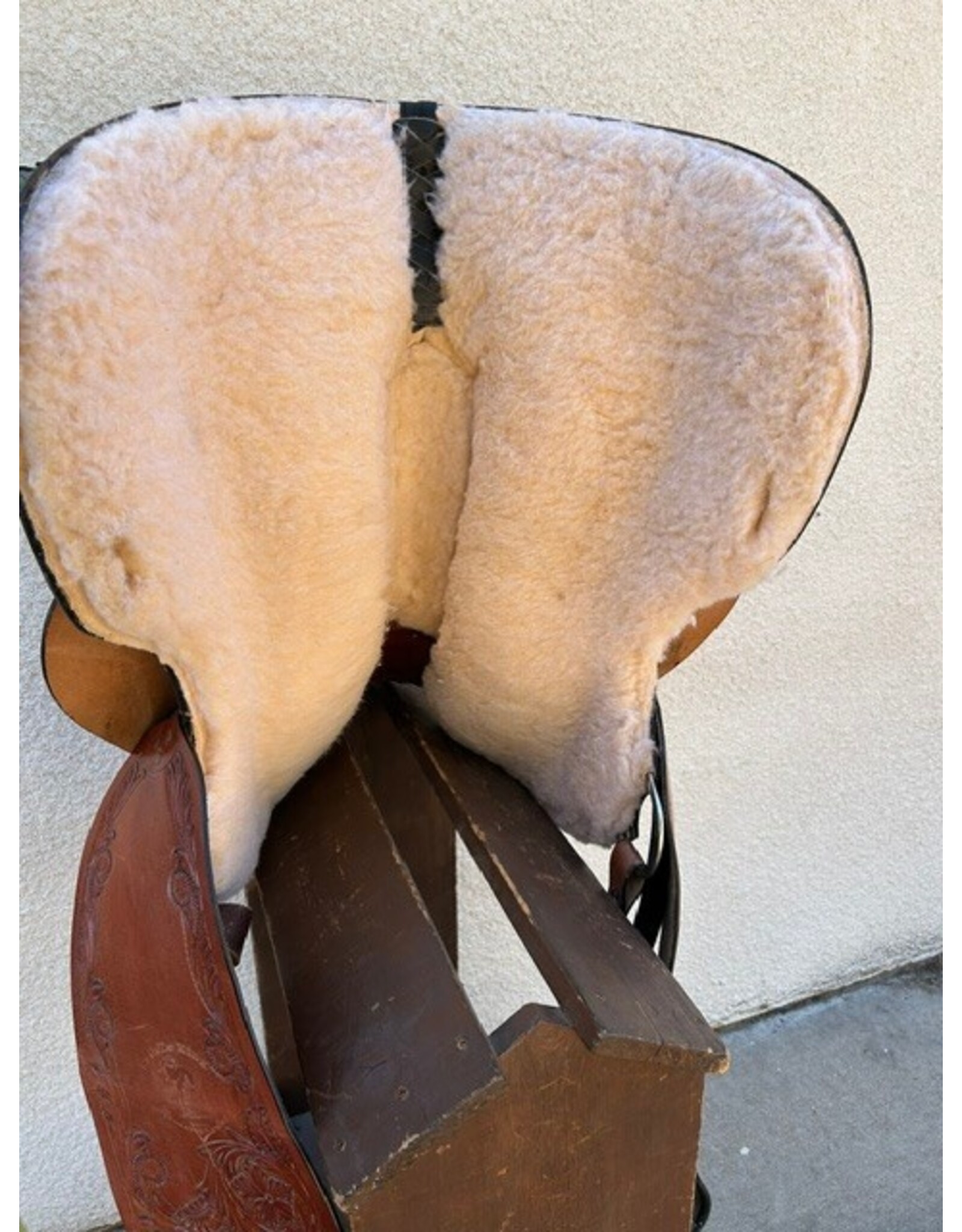 Wade Tree Saddle 16" Full Quarter Horse Bars