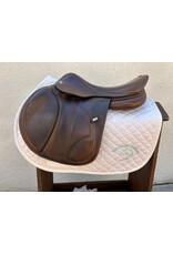 Equipe EK Evo E-Carbon Jump Saddle, 17.5" Seat, Medium tree, Brown, Serial #:20750719