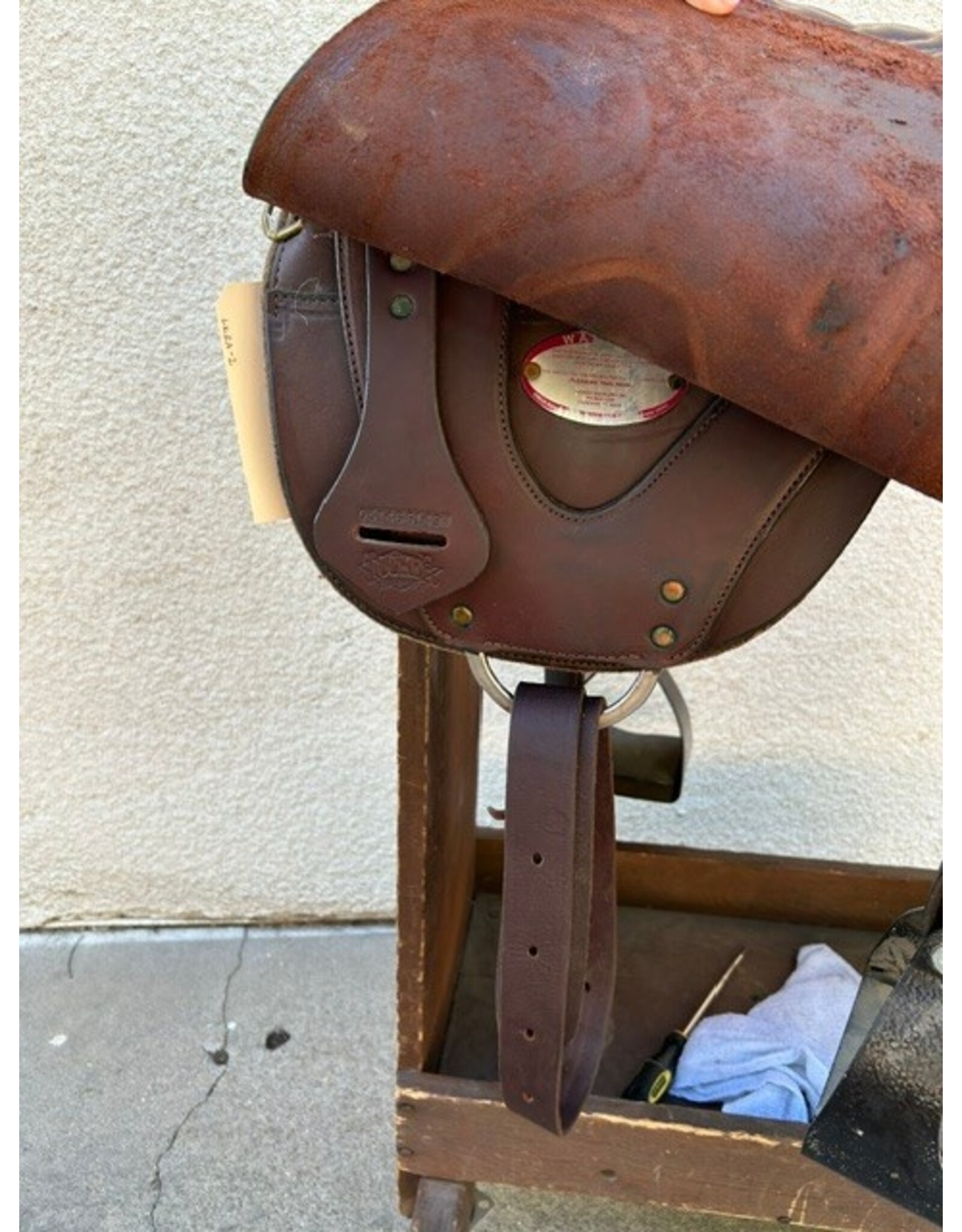 Tucker Pleasure Trail Saddle 16.6" Seat, Medium Tree