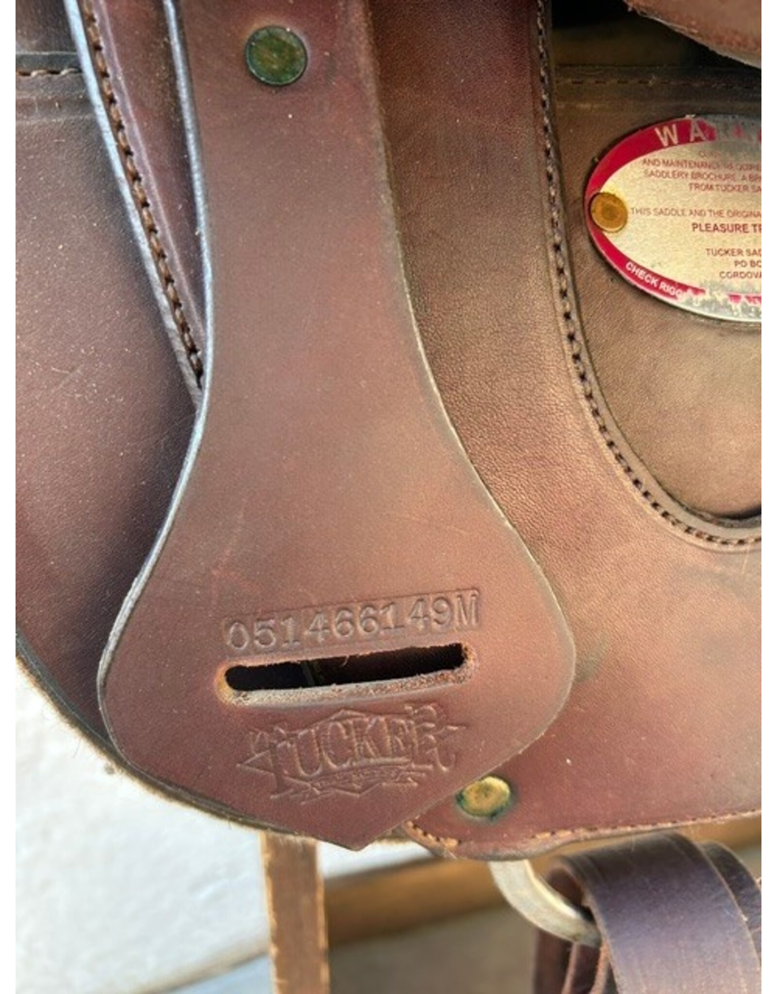 Tucker Pleasure Trail Saddle 16.6" Seat, Medium Tree