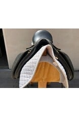 Windsor Dressage Saddle 18" Seat, Number 4 Fit Tree
