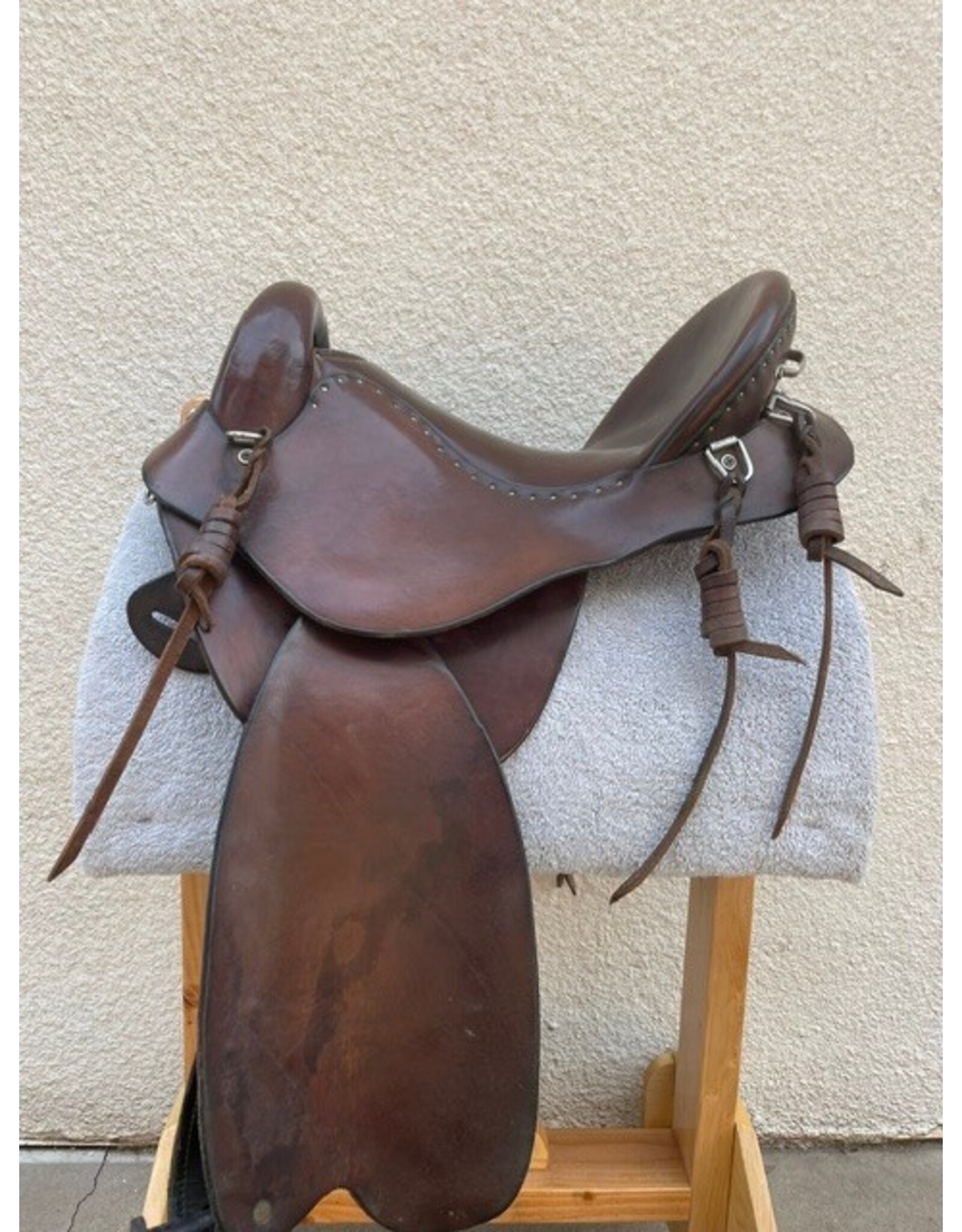 Steele Endurance Trail Saddle 14.5" Seat