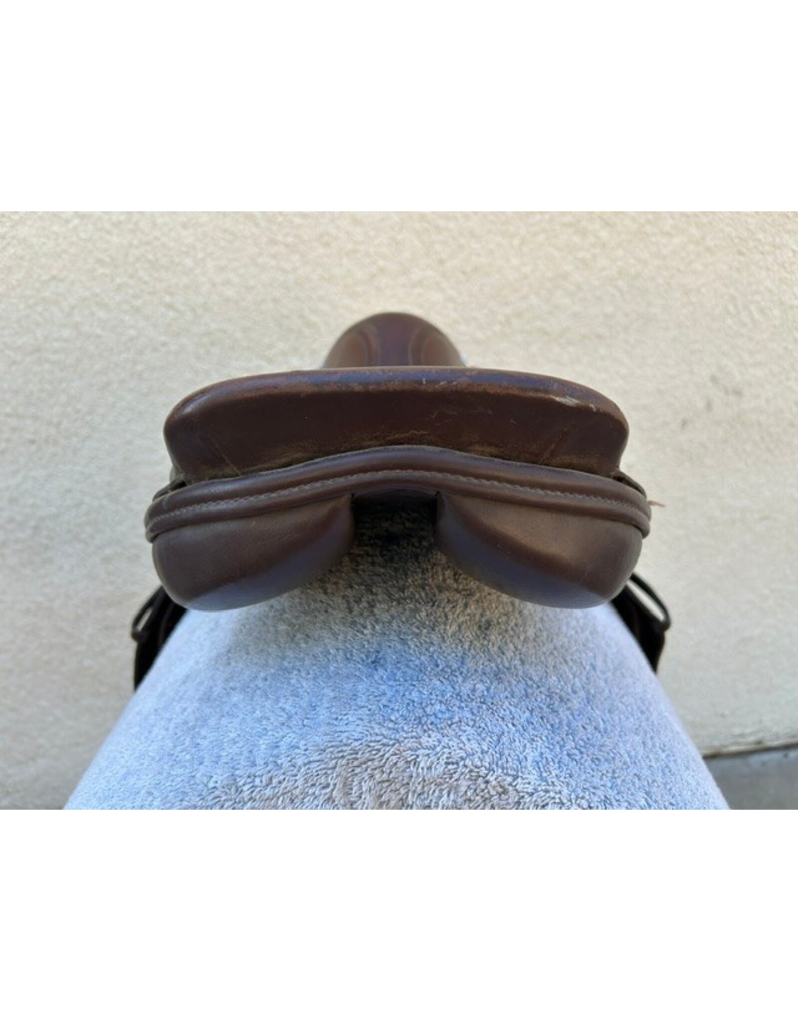 Barnsby Close Contact Jump Saddle 17" Medium Tree