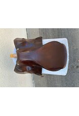 Barnsby Close Contact Jump Saddle 17" Medium Tree