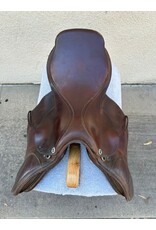 Barnsby Close Contact Jump Saddle 17" Medium Tree
