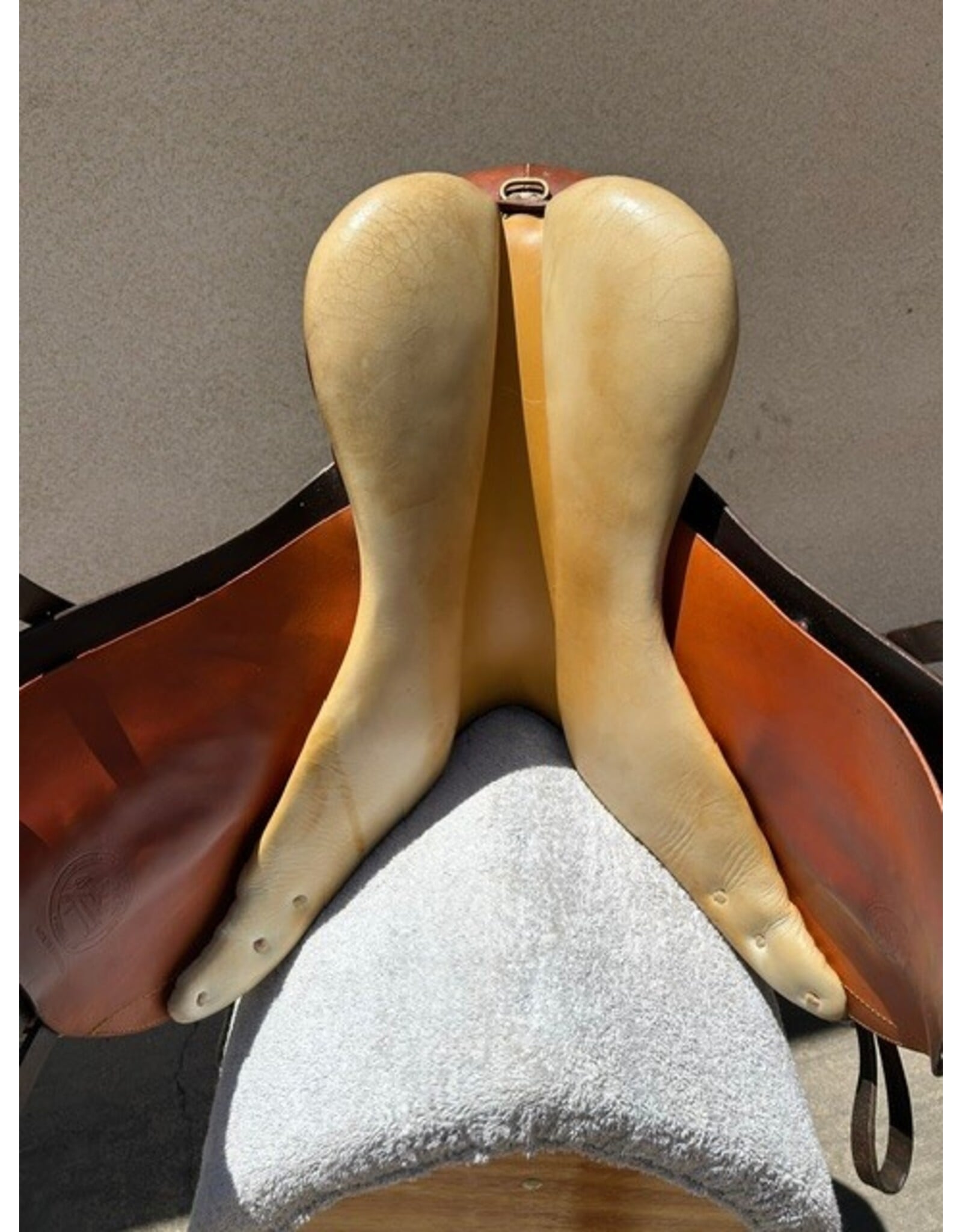 Collegiate Jump Saddle 16" Seat w/ Leathers and Irons