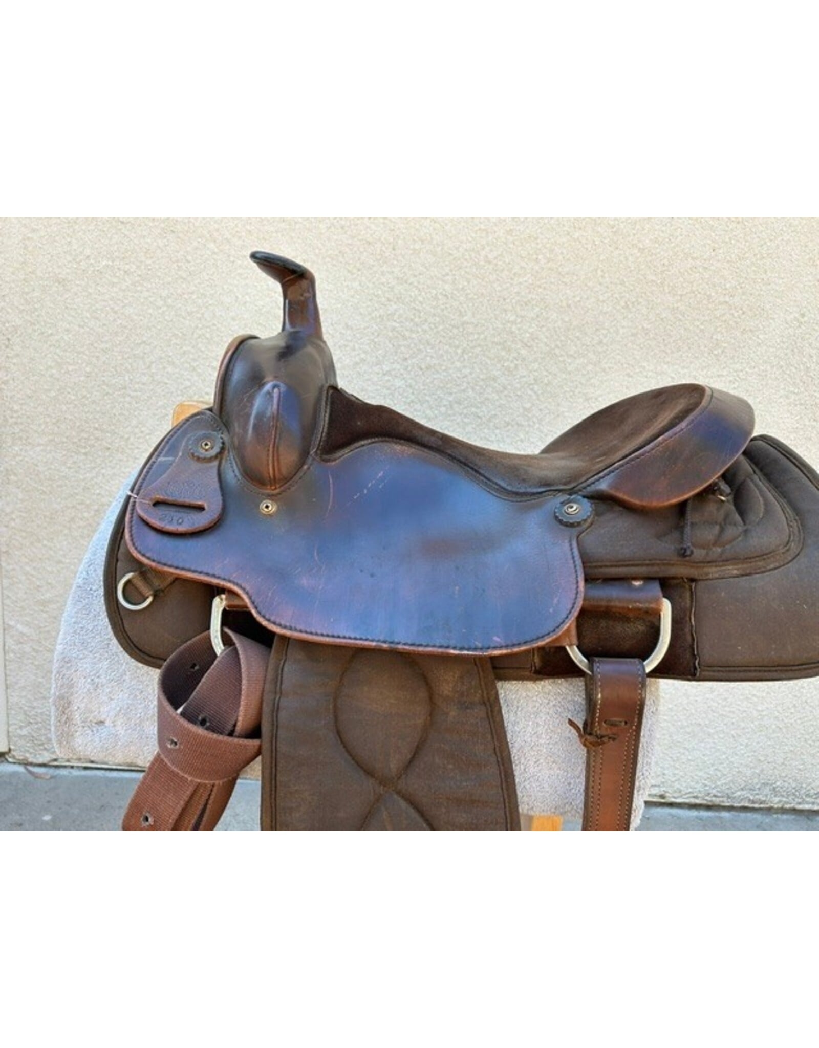 Big Horn Synthetic 16" FQHB