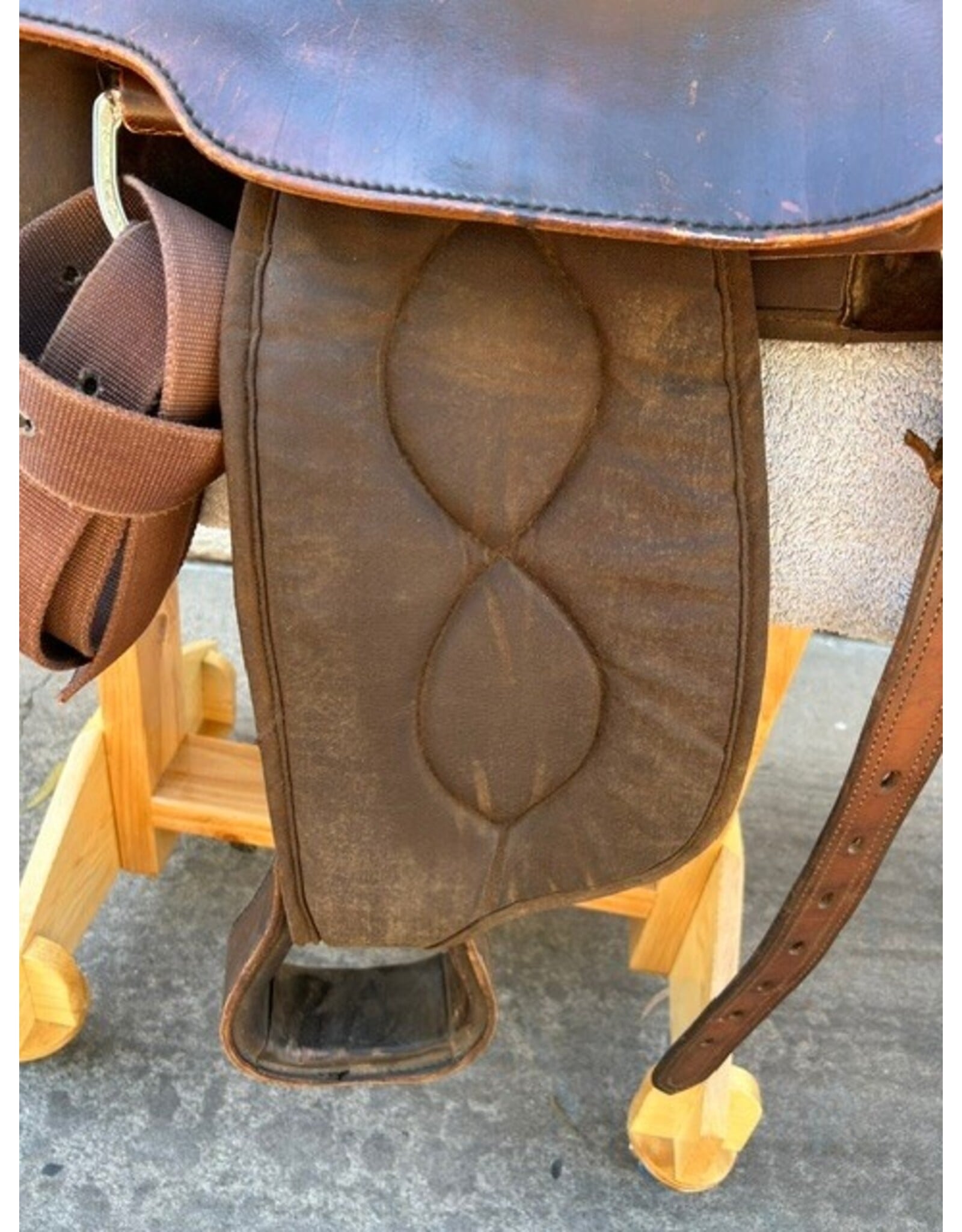 Big Horn Synthetic 16" FQHB