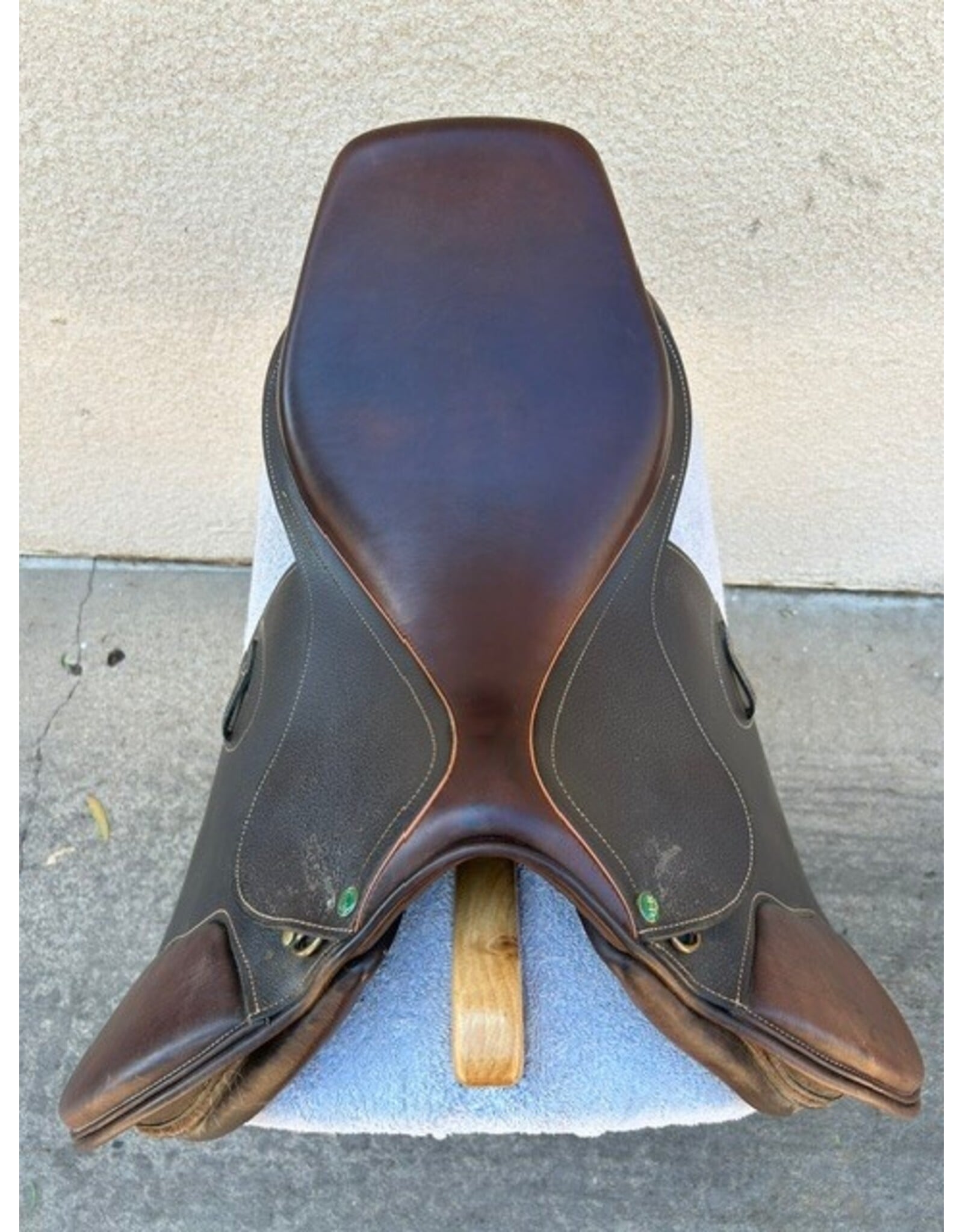 HDR Memor-X Close Contact Saddle 18" Seat, XW Tree