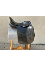Albion Platinum Ultima 17.5" Seat, Medium Wide Tree