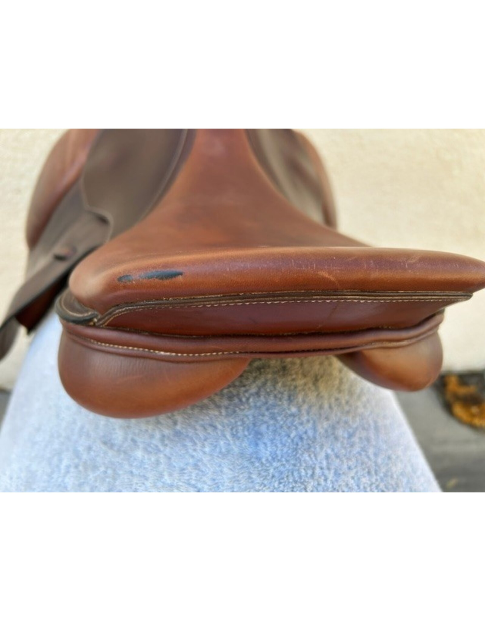Thornhill 15.5" Seat, 4"  Gullet