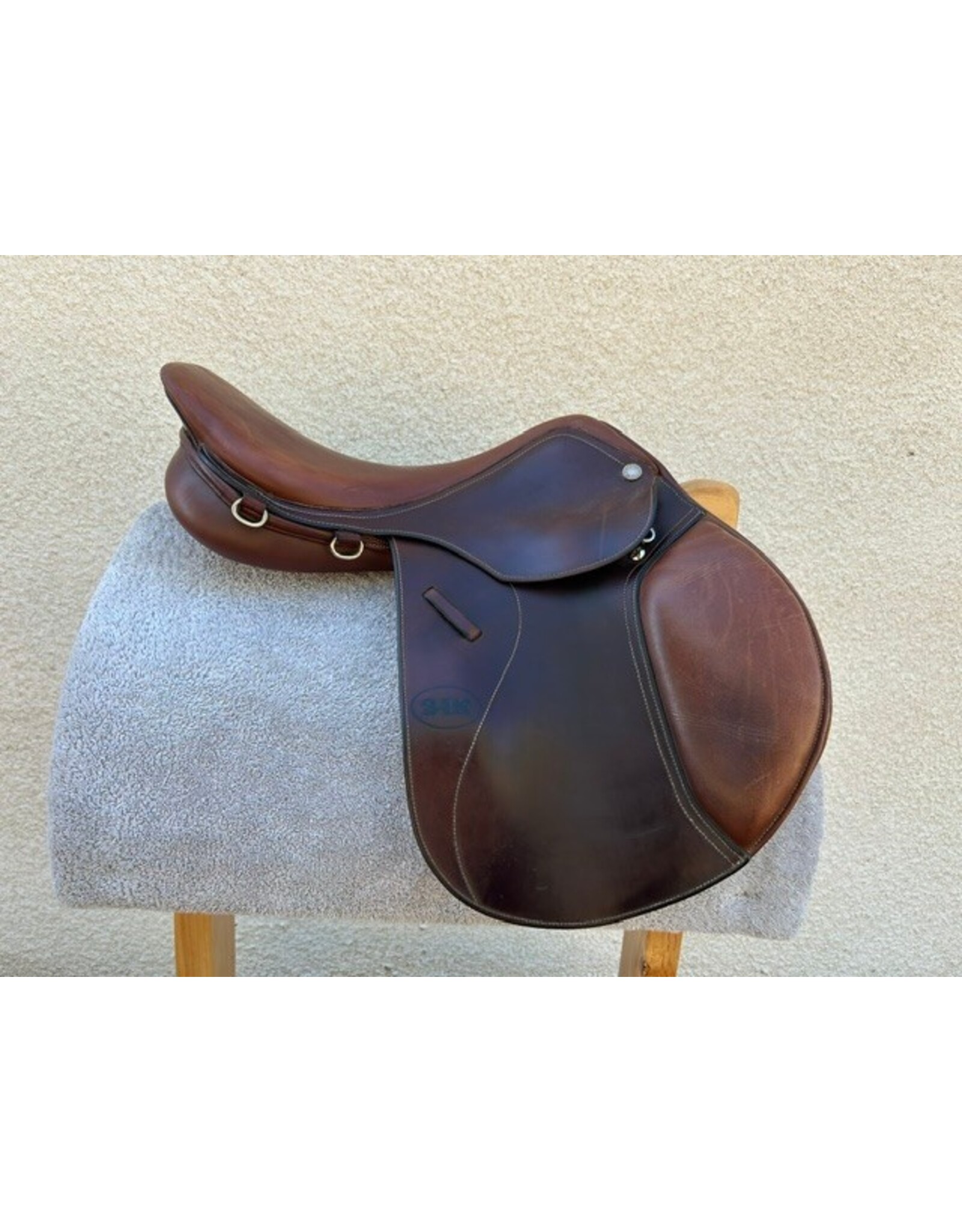 Thornhill 15.5" Seat, 4"  Gullet