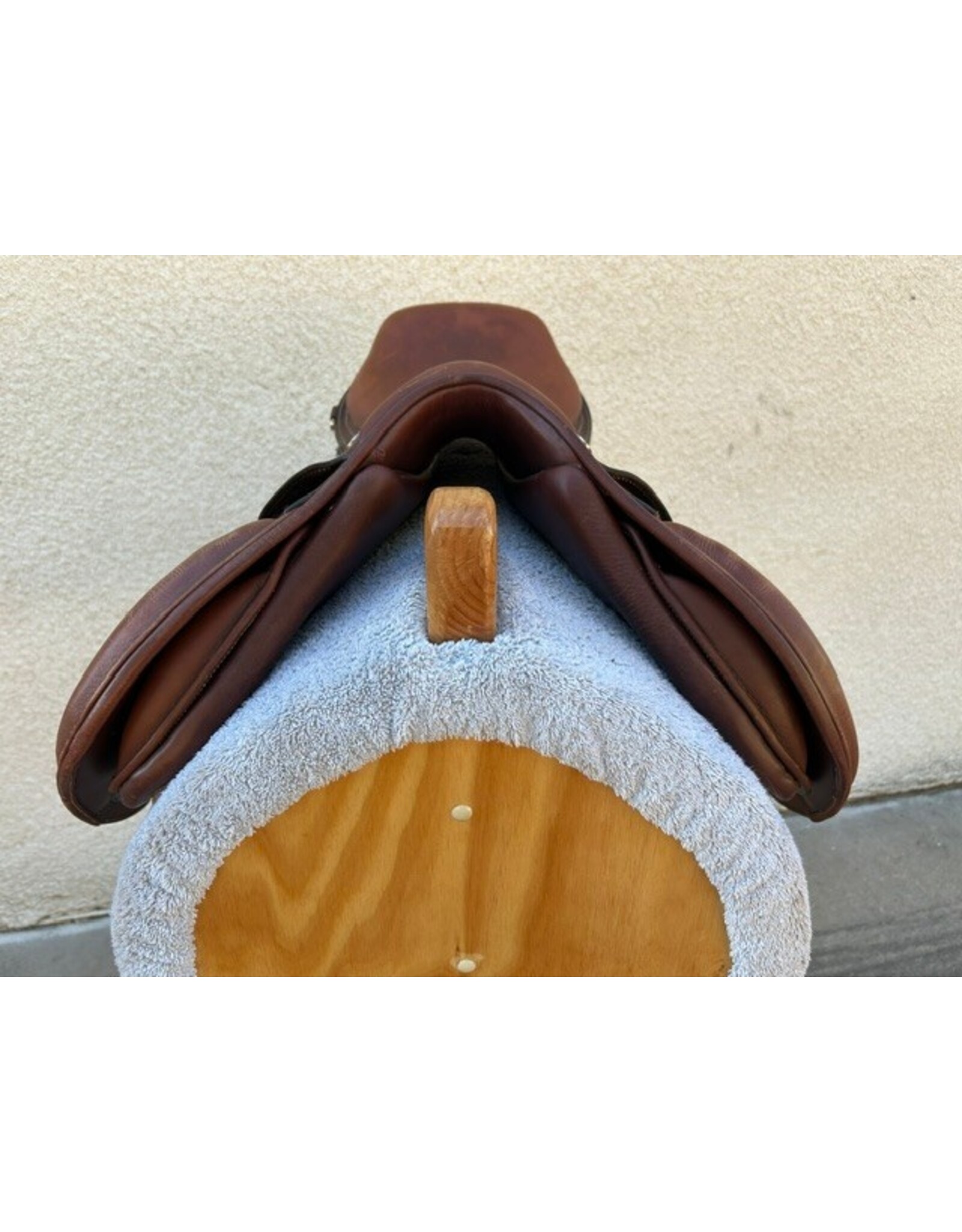 Thornhill 15.5" Seat, 4"  Gullet