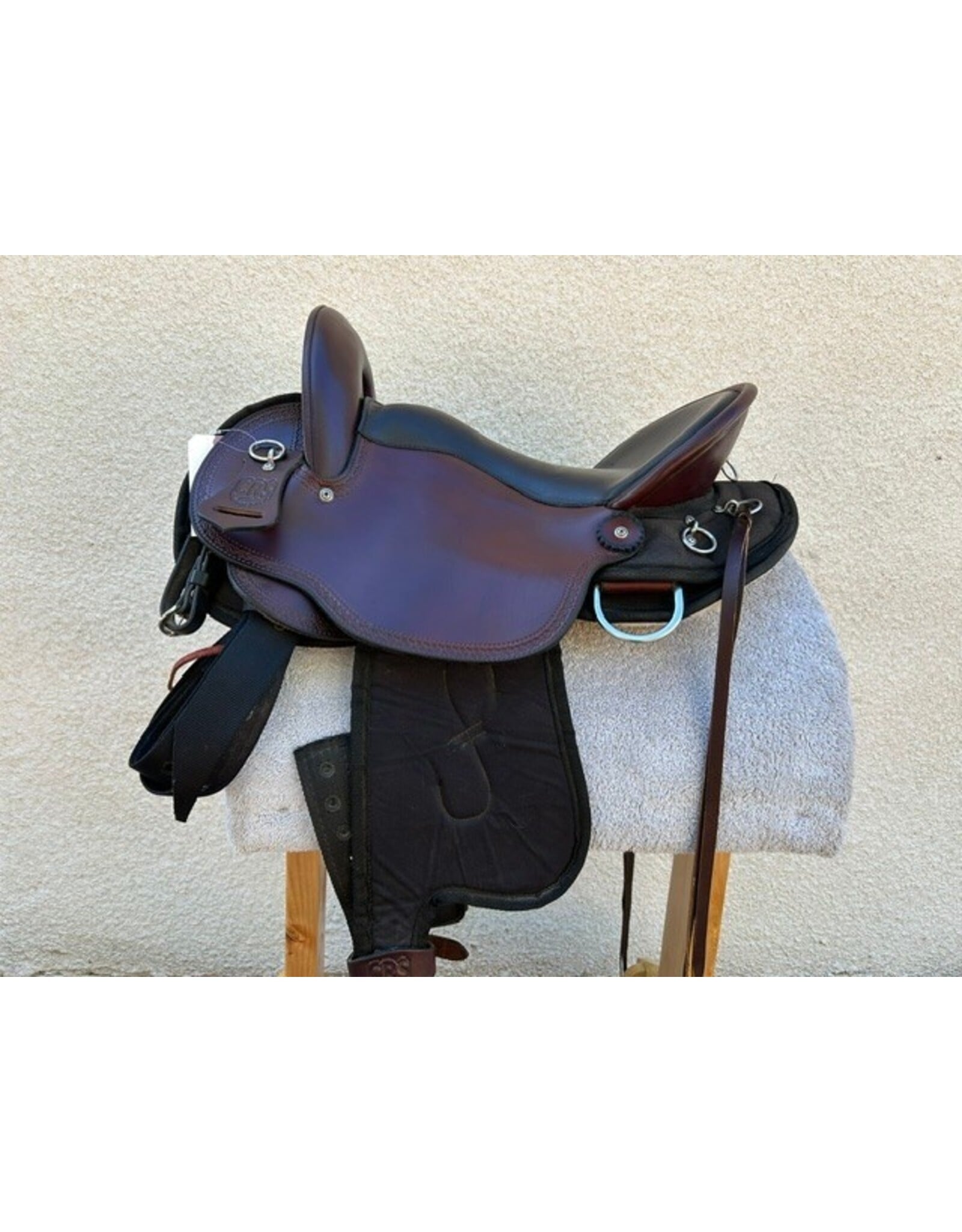 Crest Ridge Endurance 16" Seat SQHB