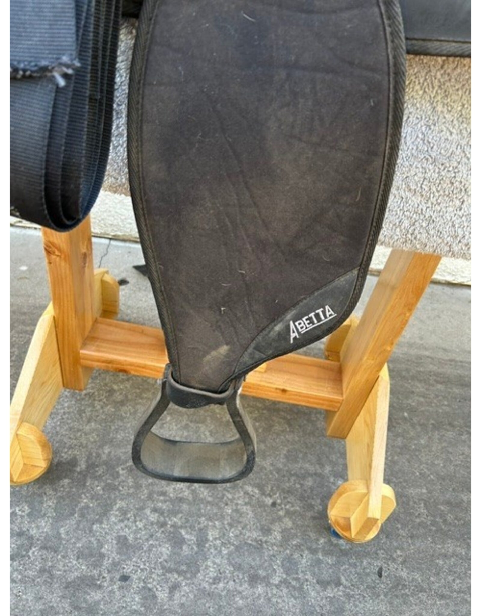Abetta All Around Trail 17" Seat, XW Tree