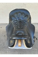 Tucker Style Endurance Saddle  16.5" Seat, Gaited FQ with Cross Fire Rigging