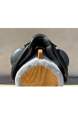 Peter Horobin Monoflap Dressage Saddle 17" Seat, Adjustable Tree
