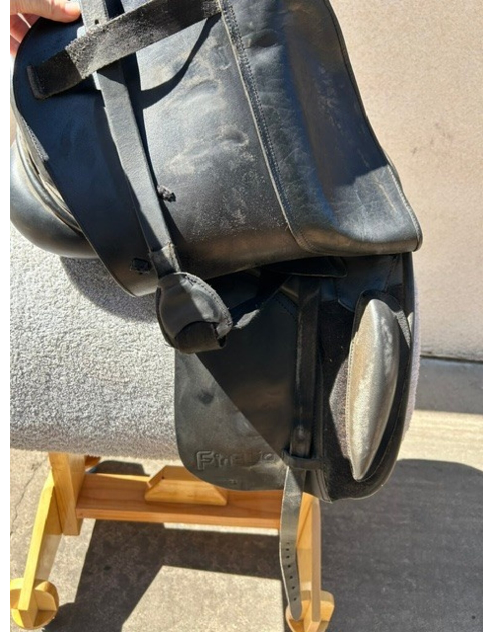 Duett "Fidelio" Dressage Saddle 18" Seat 36 Tree