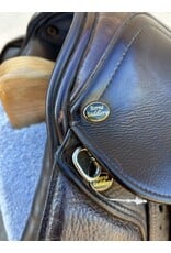 Borne Spirit AP 17" Seat, Med-Wide Tree w/ Cover, Stirrups, and Leathers