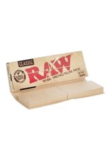 Raw Raw 1 1/4 Classic Connoisseur Papers w/Tips