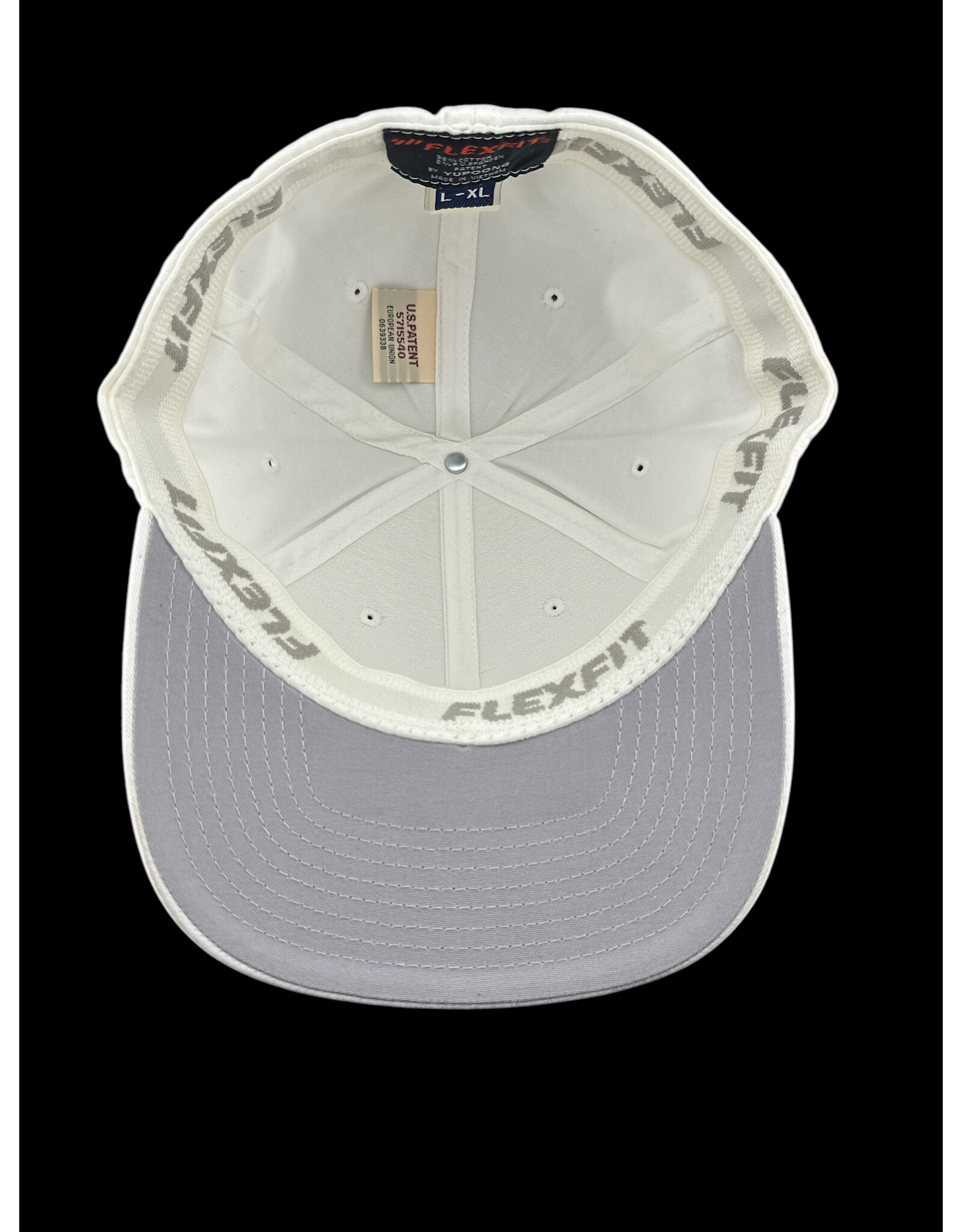 Borosyndicate Boro White hat with black thread flexfit L / XL