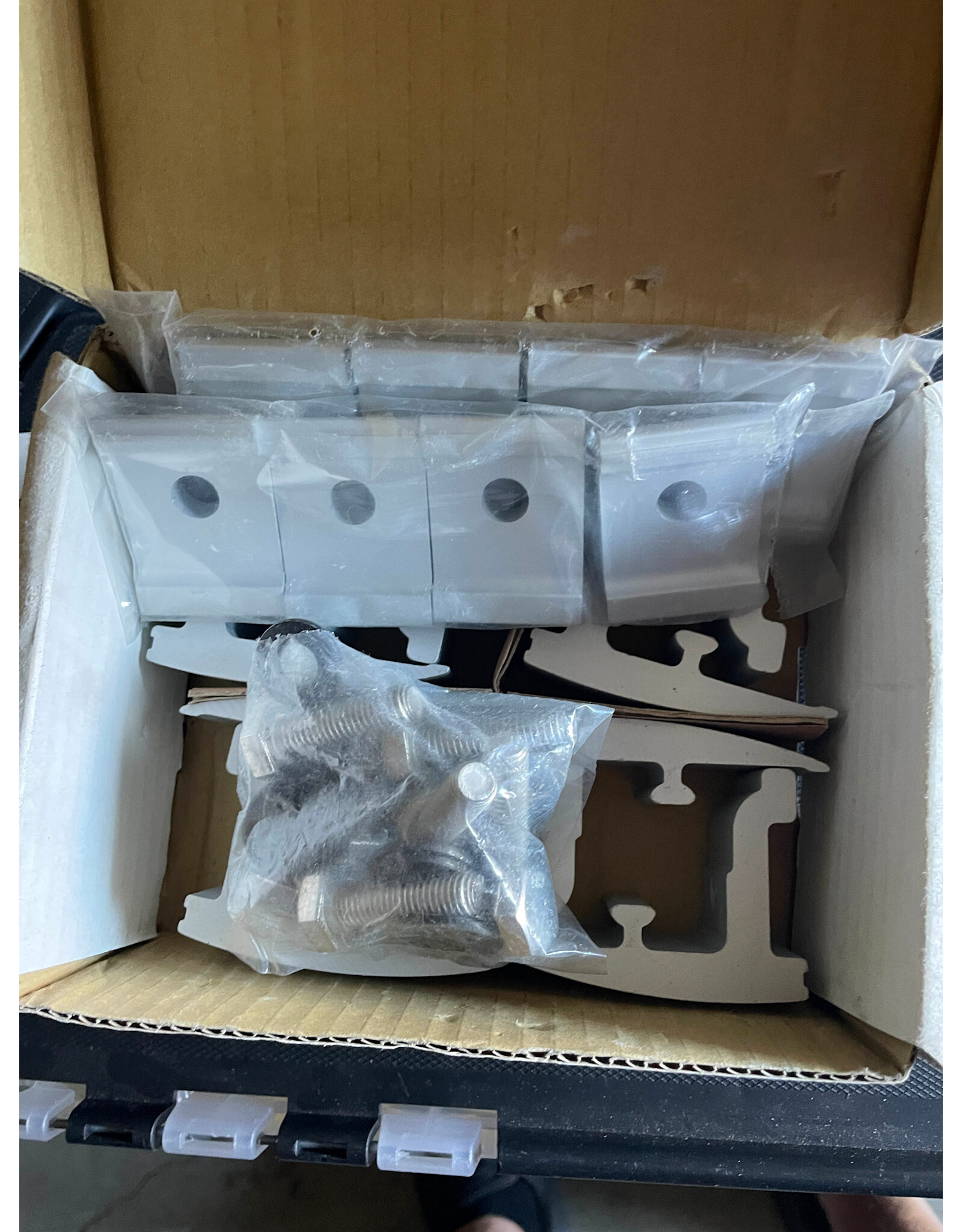 Thule Truck Rack Adapter for 2005- Toyota Tacoma