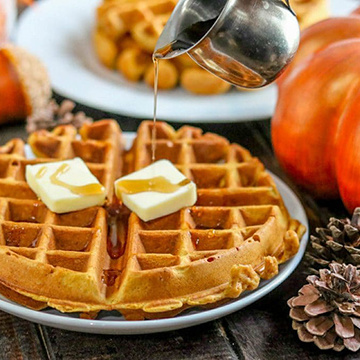 Easy Pumpkin Spice Waffles
