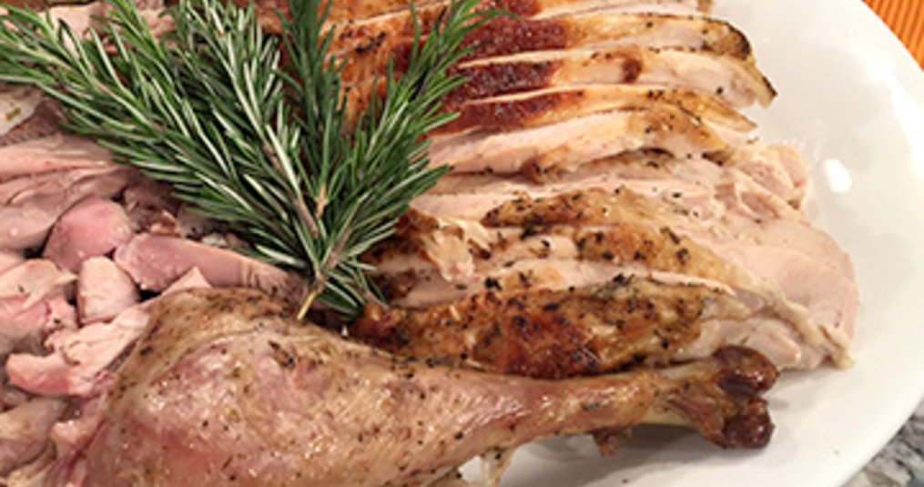 Basic Turkey Carving and Turkey Stock