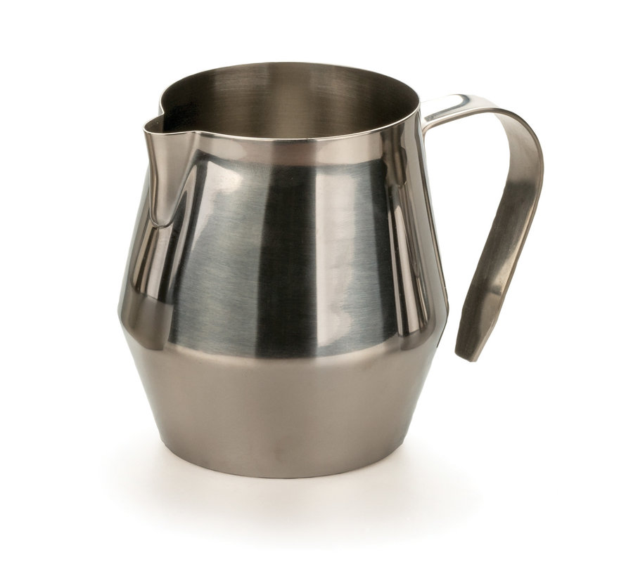 Bell Shaped Steaming Pitcher 20 oz.