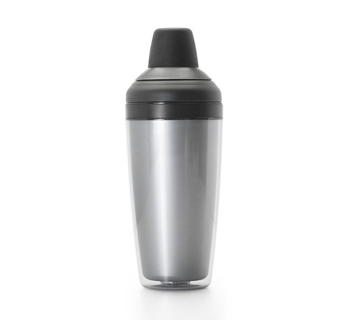 https://cdn.shoplightspeed.com/shops/629628/files/20514838/500x460x2/oxo-good-grips-plastic-cocktail-shaker.jpg