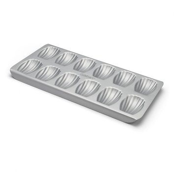 Cuisinart Chef's Classic 7" x 15" Madeleine Pan (12 Cup)
