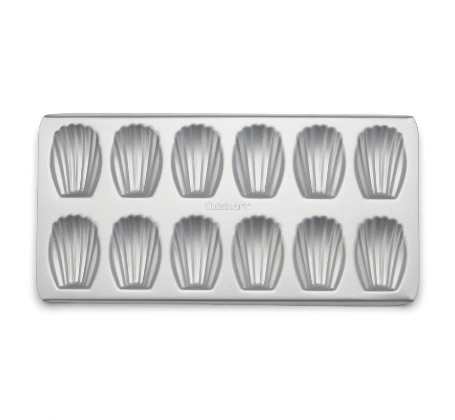 Chef's Classic 7" x 15" Madeleine Pan (12 Cup)