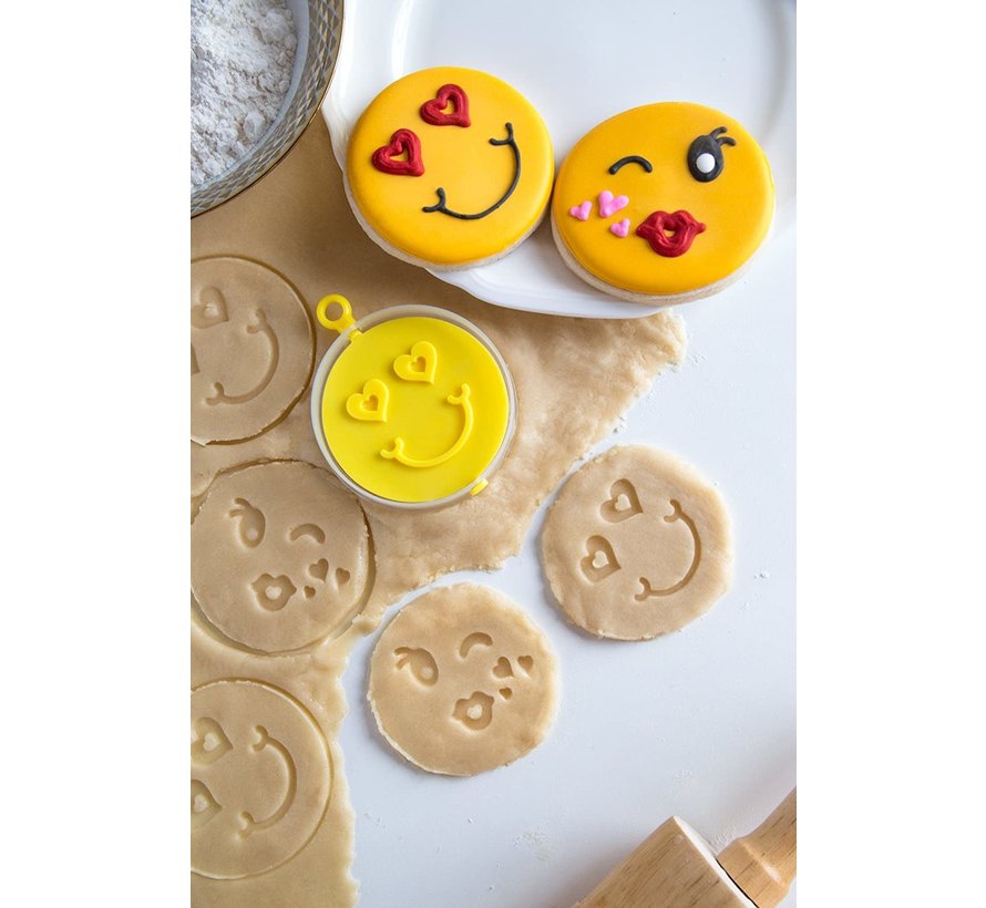 Bakelicious Emoji Flip and Stamp Cookie Cutter