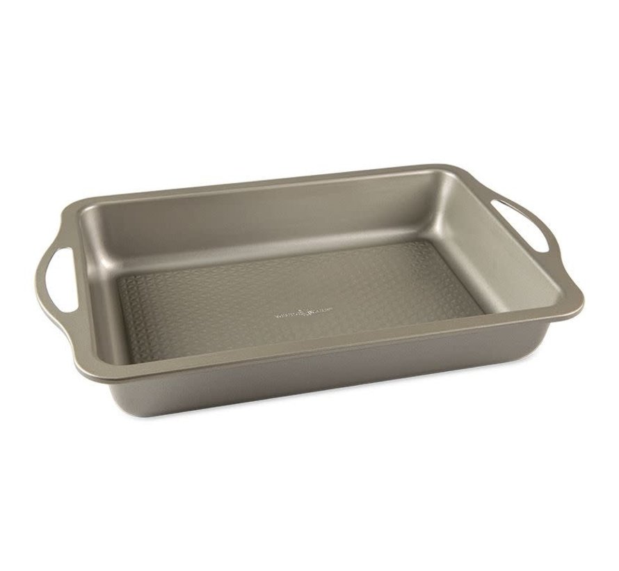 Treat Non-Stick Cake Pan, 9"X13"