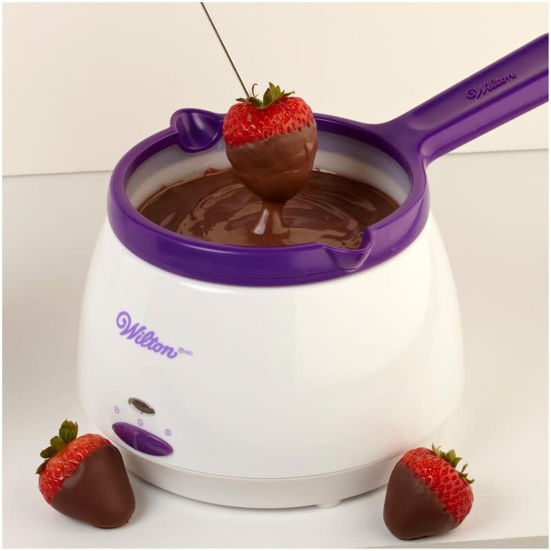 Featured image of post Wilton Candy Melts Melting Pot Insert