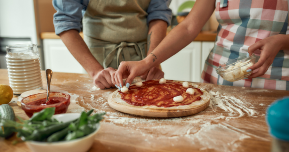 8 Tips To Make The Tastiest Homemade Pizza